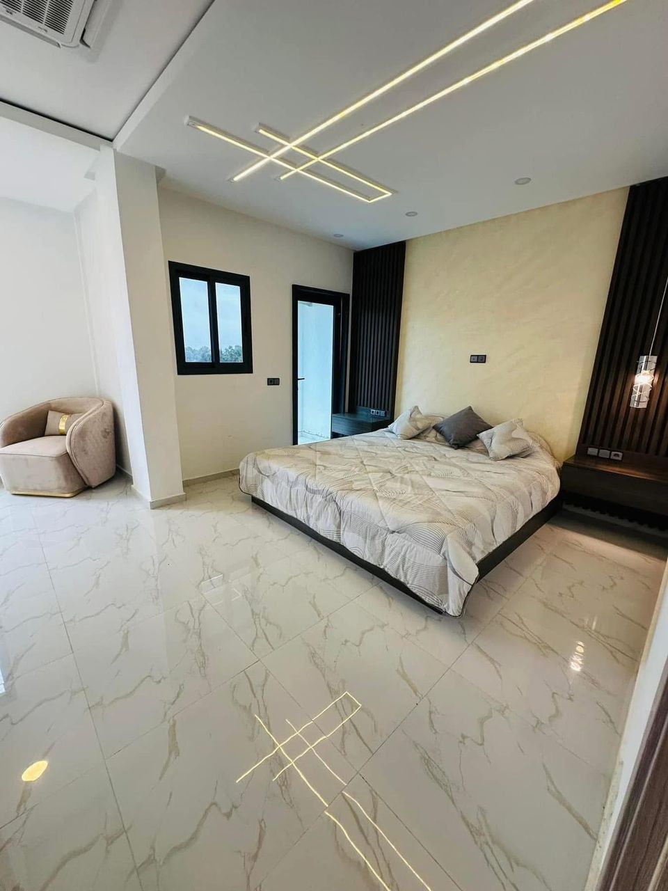 Abidjan, Plateau, Hotel Tiama